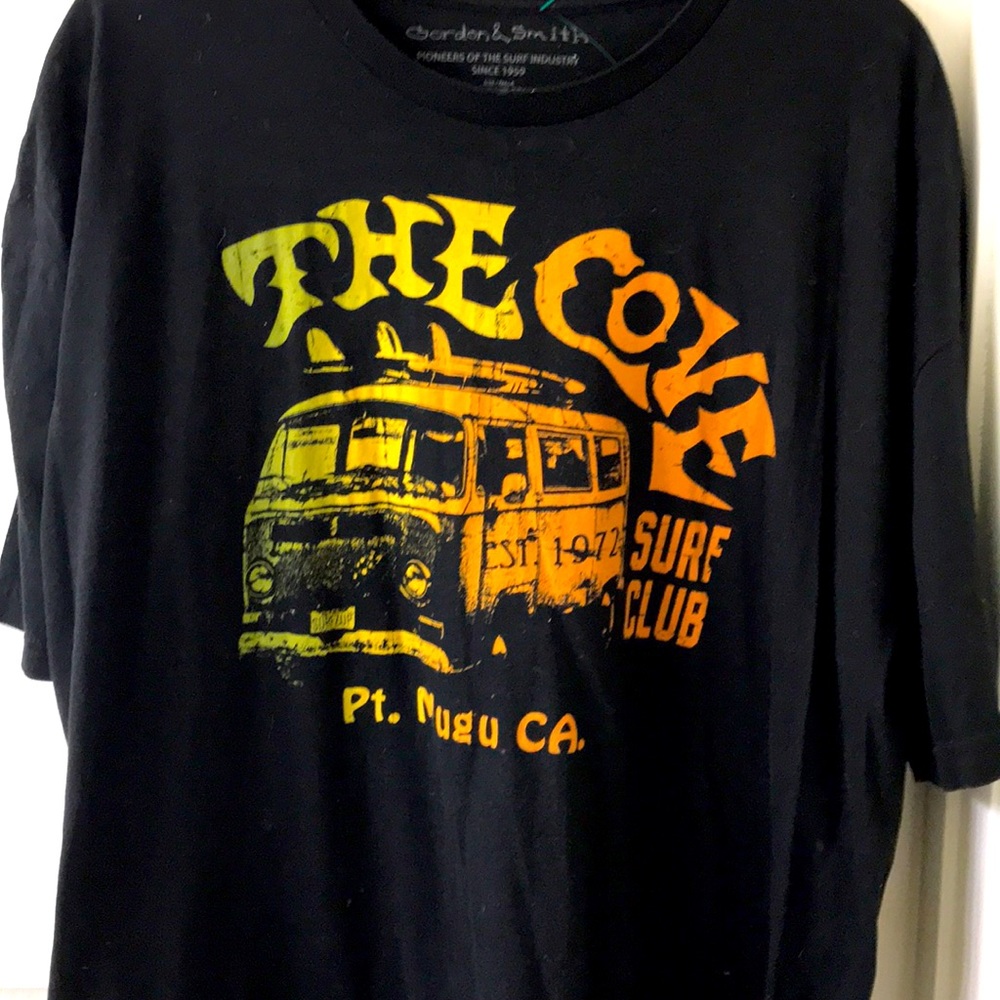 Gordon and Smith 2XL The Cove VW BUS Tee
